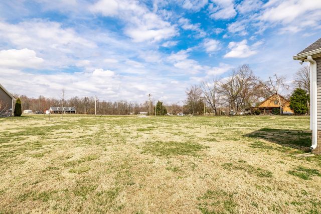 1002 Gill Hodges Rd, Portland, TN 37148