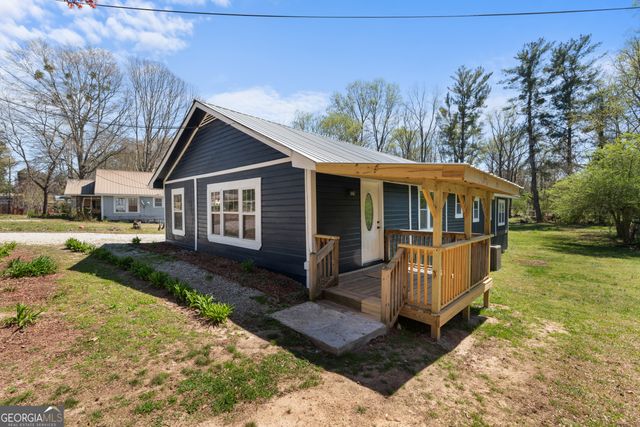 142 Galloway Street, Cornelia, GA 30531