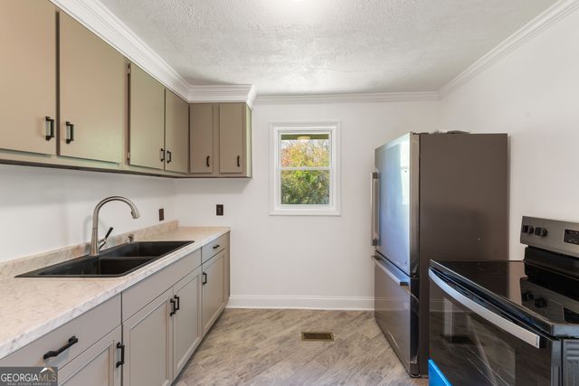 142 Galloway Street, Cornelia, GA 30531