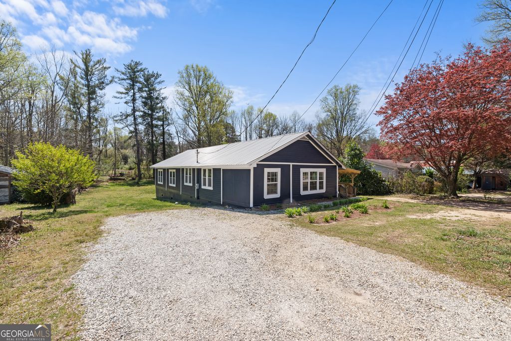142 Galloway Street, Cornelia, GA 30531