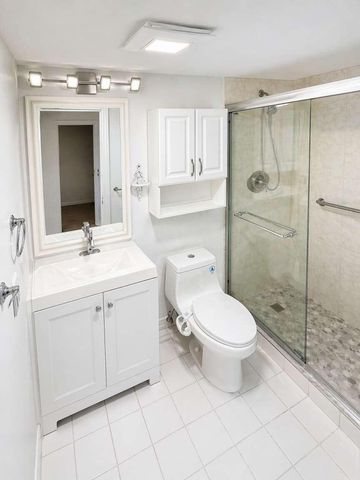 5160 Las Verdes Circle 103, Delray Beach, FL 33484