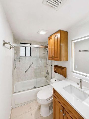 5160 Las Verdes Circle 103, Delray Beach, FL 33484