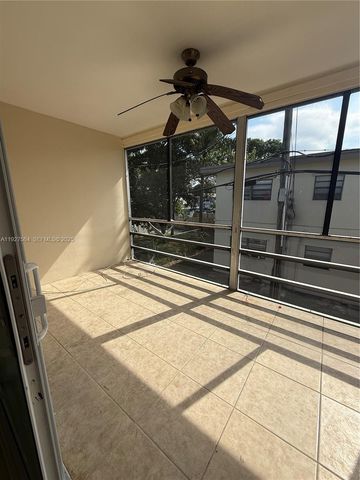1211 NE 23rd Ave 5, Pompano Beach, FL 33062