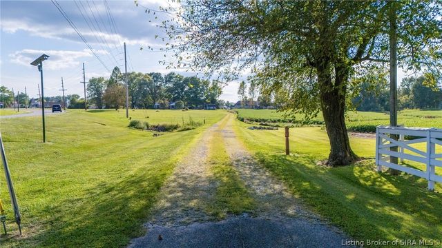 4146 W State Road 56, Hanover, IN 47243