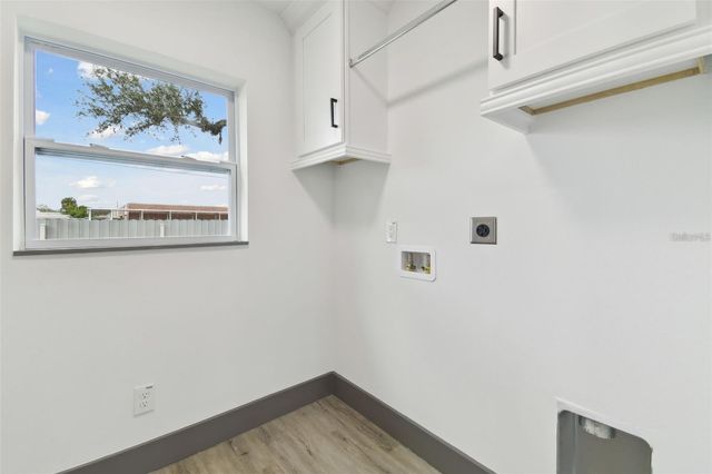 6701 E 19TH AVENUE, Tampa, FL 33619