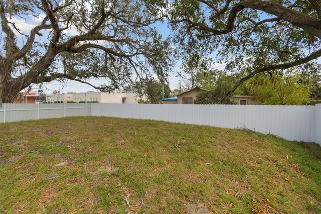 6701 E 19TH AVENUE, Tampa, FL 33619