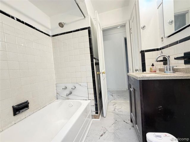 7306 Dolphin, Detroit, MI 48239