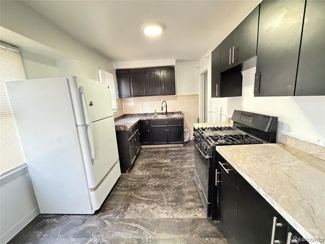 7306 Dolphin, Detroit, MI 48239