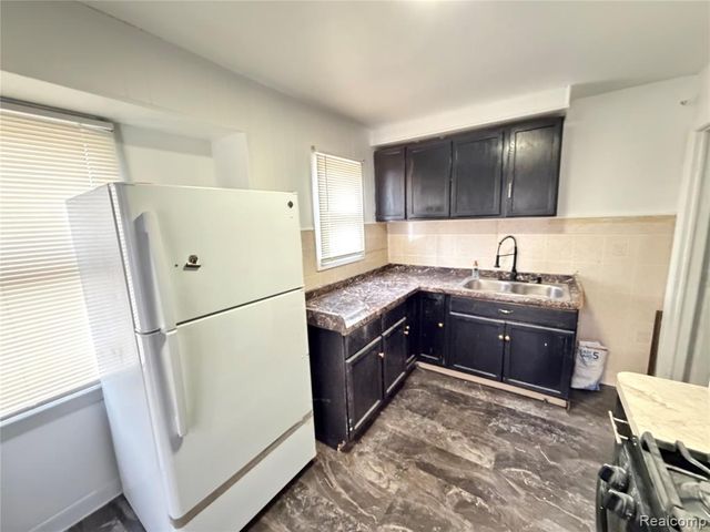 7306 Dolphin, Detroit, MI 48239