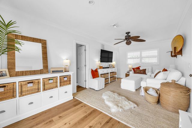 366 ELM Avenue, Tequesta, FL 33469