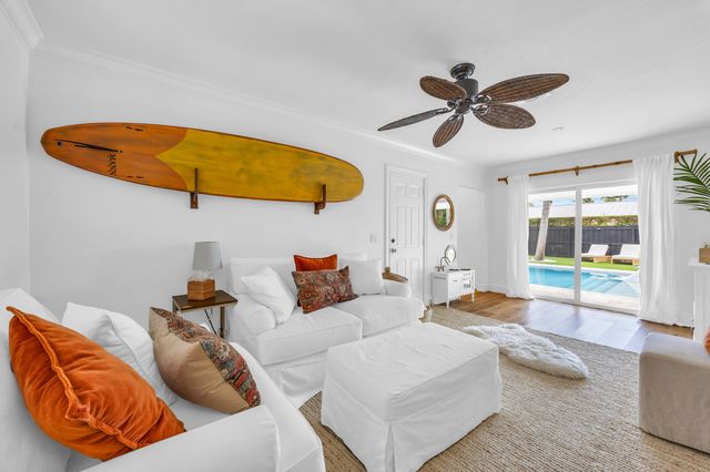 366 ELM Avenue, Tequesta, FL 33469