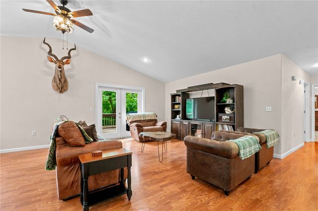 11883 Bridge Mountain Drive, Omaha, AR 72662
