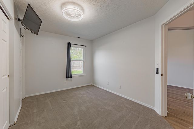 3812 Windsong Cove, Evansville, IN 47715