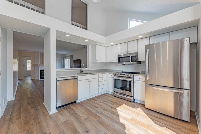 3812 Windsong Cove, Evansville, IN 47715