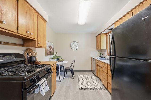 3702 E Congress Ave, Spokane, WA 99223