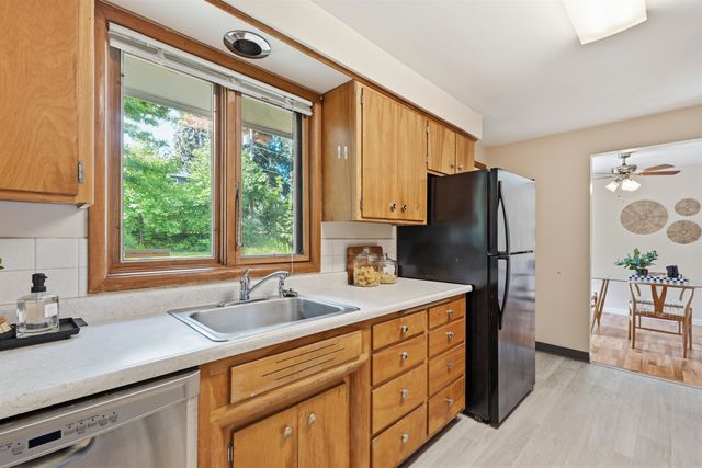 3702 E Congress Ave, Spokane, WA 99223
