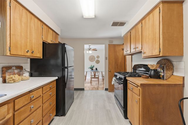 3702 E Congress Ave, Spokane, WA 99223