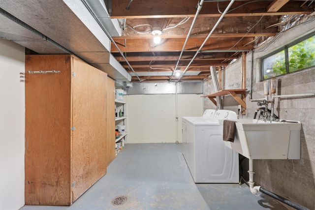 3702 E Congress Ave, Spokane, WA 99223