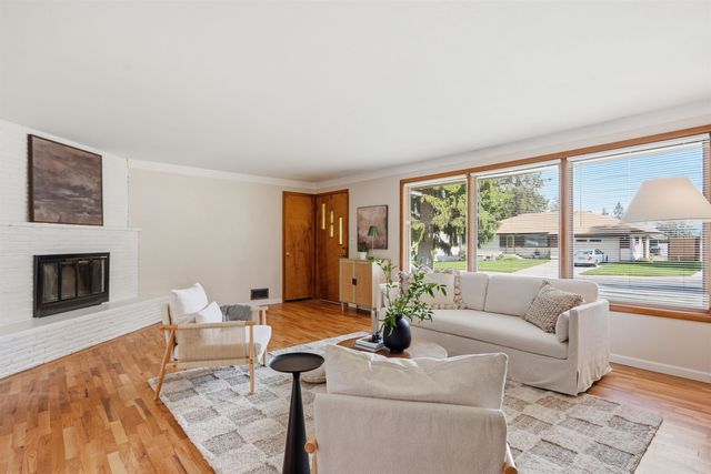 3702 E Congress Ave, Spokane, WA 99223