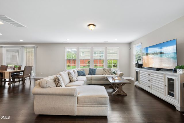2430 Braxton Wood Lane, Apex, NC 27523