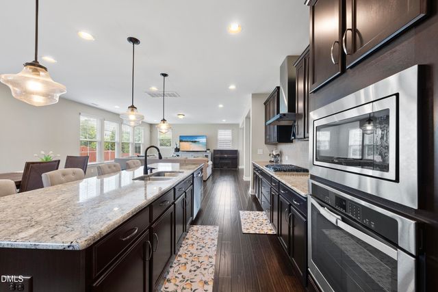2430 Braxton Wood Lane, Apex, NC 27523