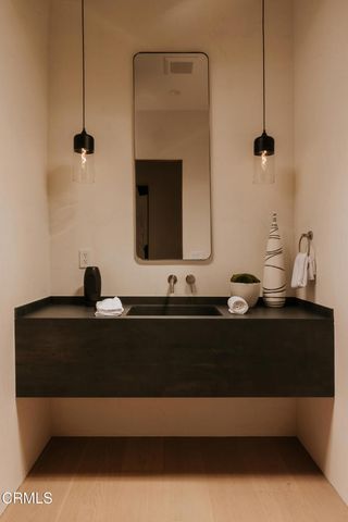 3499 Wonder View Drive, Los Angeles, CA 90068