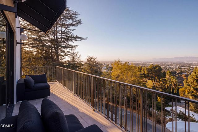 3499 Wonder View Drive, Los Angeles, CA 90068
