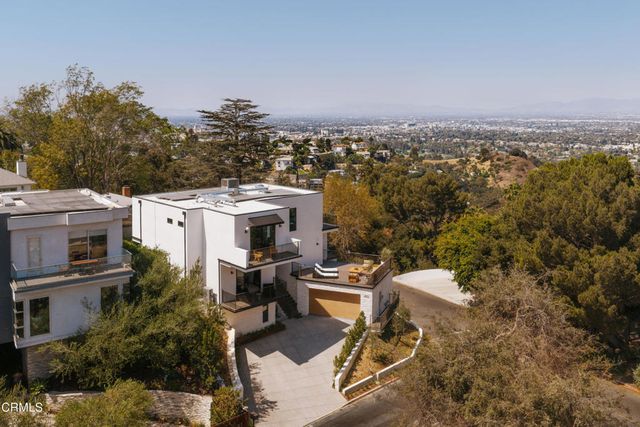 3499 Wonder View Drive, Los Angeles, CA 90068