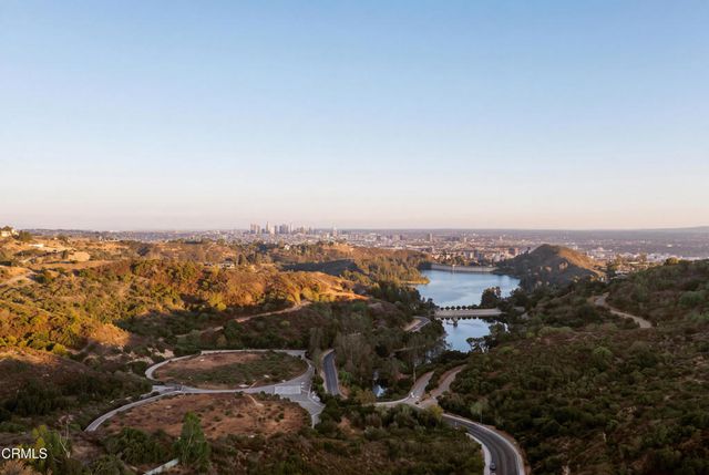 3499 Wonder View Drive, Los Angeles, CA 90068