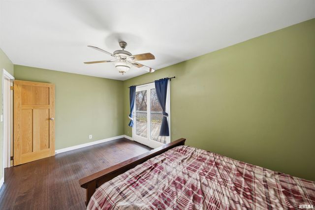 5825 N MAR VISTA Drive, Peoria, IL 61614