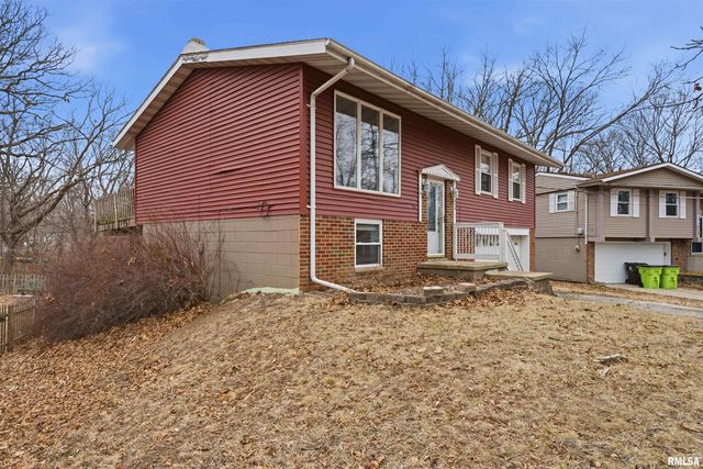 5825 N MAR VISTA Drive, Peoria, IL 61614