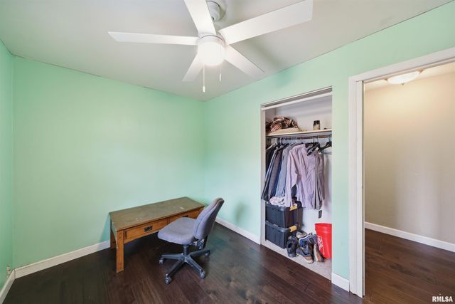 5825 N MAR VISTA Drive, Peoria, IL 61614