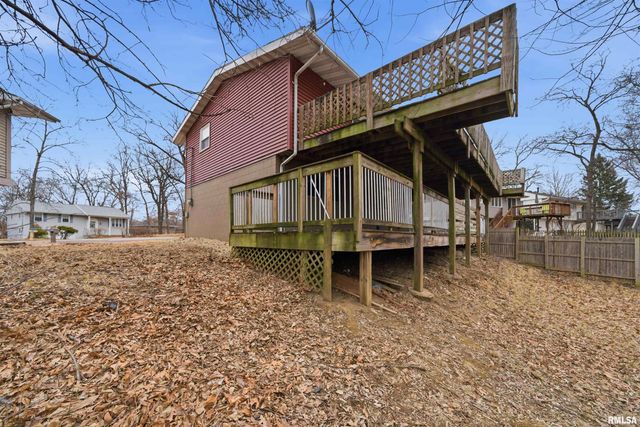 5825 N MAR VISTA Drive, Peoria, IL 61614