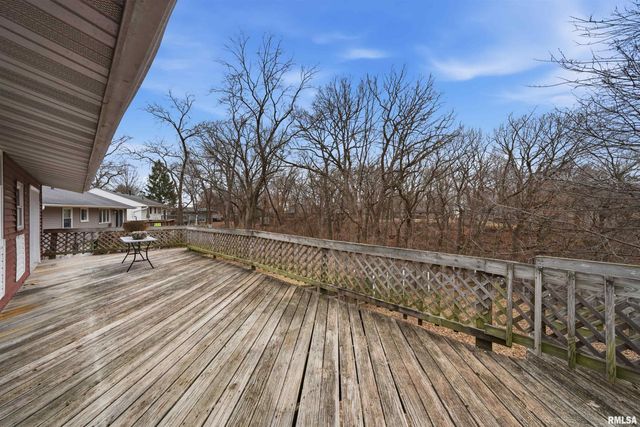 5825 N MAR VISTA Drive, Peoria, IL 61614