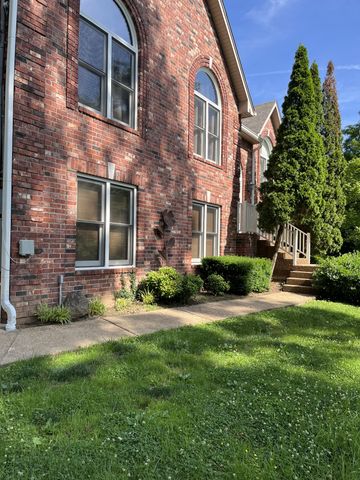 2875 Lower Walkers Creek Rd, Goodlettsville, TN 37072