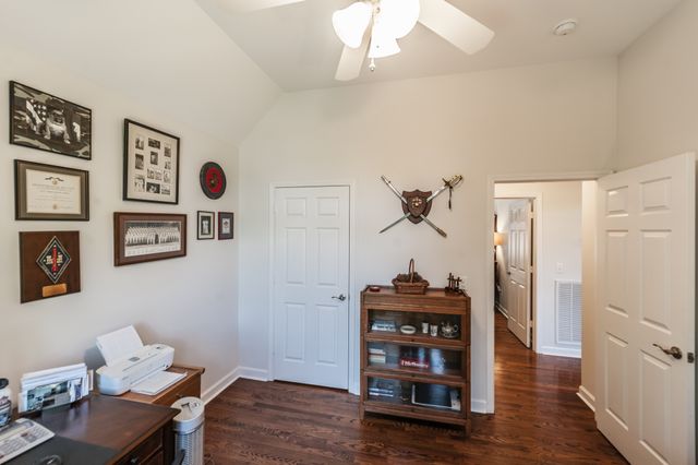 2875 Lower Walkers Creek Rd, Goodlettsville, TN 37072