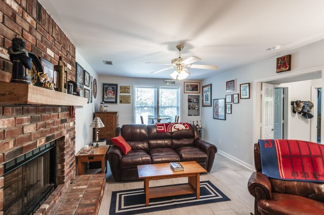 2875 Lower Walkers Creek Rd, Goodlettsville, TN 37072