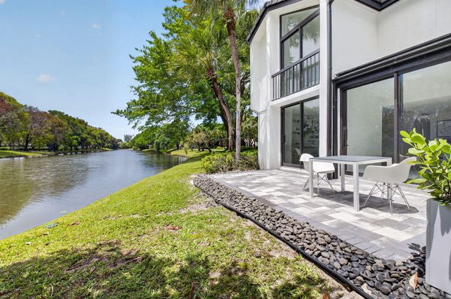 3708 Bridgewood Drive, Boca Raton, FL 33434