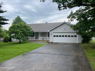 319 Grandview Drive, Sparta, TN 38583