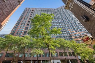 211 E OHIO Street 2706, Chicago, IL 60611