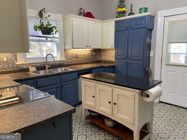 107 6th Avenue, Mansfield, GA 30055