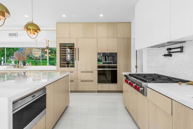 2622 S Calle Palo Fierro, Palm Springs, CA 92264