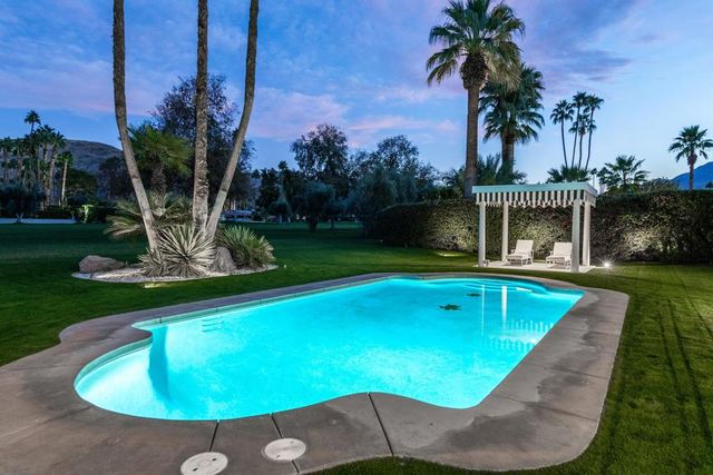 2622 S Calle Palo Fierro, Palm Springs, CA 92264