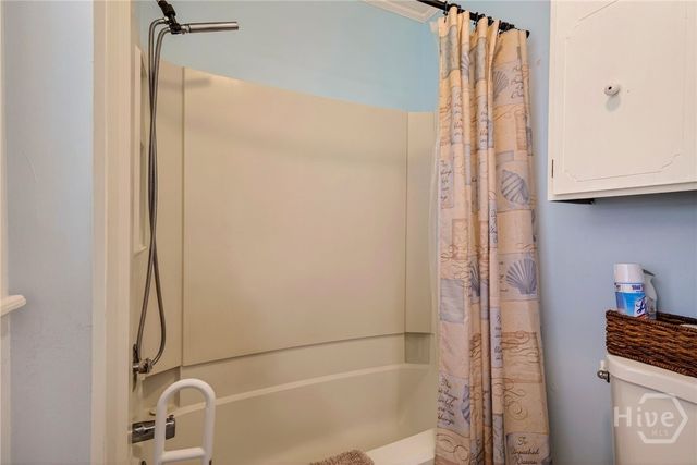 900 Porter Street, Savannah, GA 31415