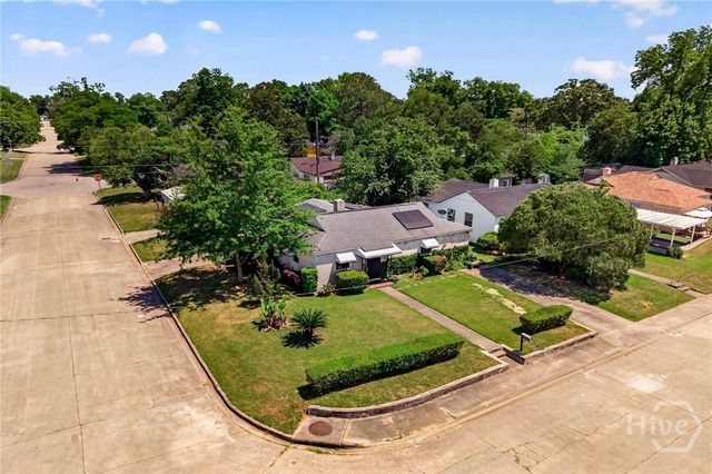 900 Porter Street, Savannah, GA 31415
