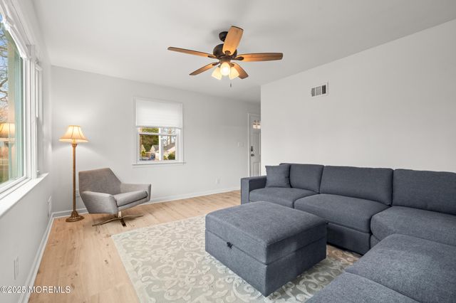 456 Harnell Avenue, Oakhurst, NJ 07755