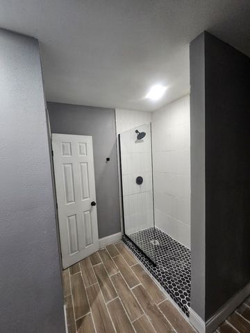 919 Foster Avenue, Pasadena, TX 77506