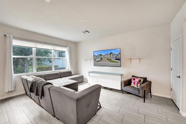 5068 Greenway Drive 0, Hollywood, FL 33021