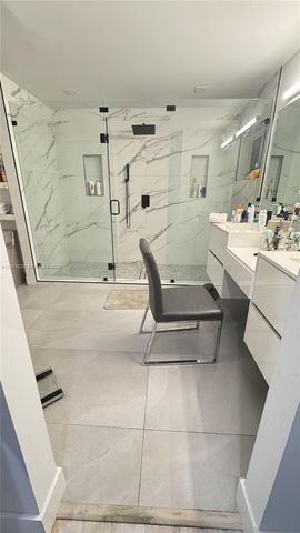 11340 NW 52nd Ln, Doral, FL 33178