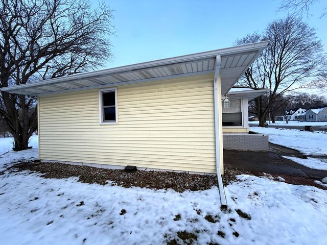 2415 Parchmount Avenue, Kalamazoo City, MI 49004
